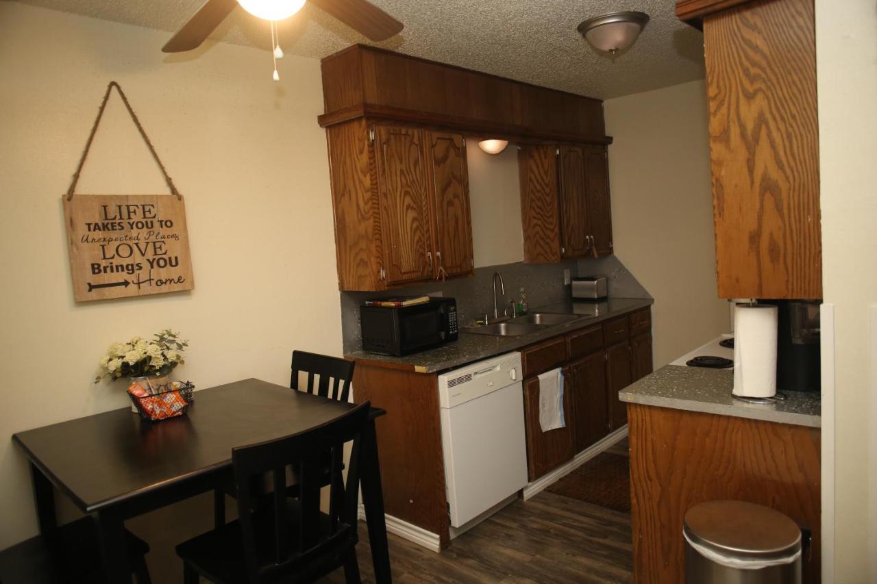 2 Bed/ 1 Bath Next To Ft. Sill Apartment Lawton Exterior photo